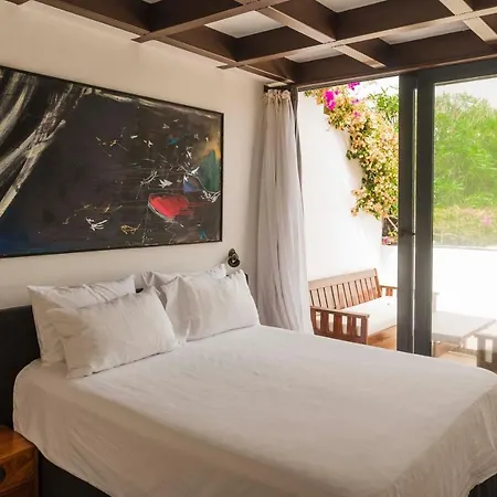 Casa Sua Guest house *